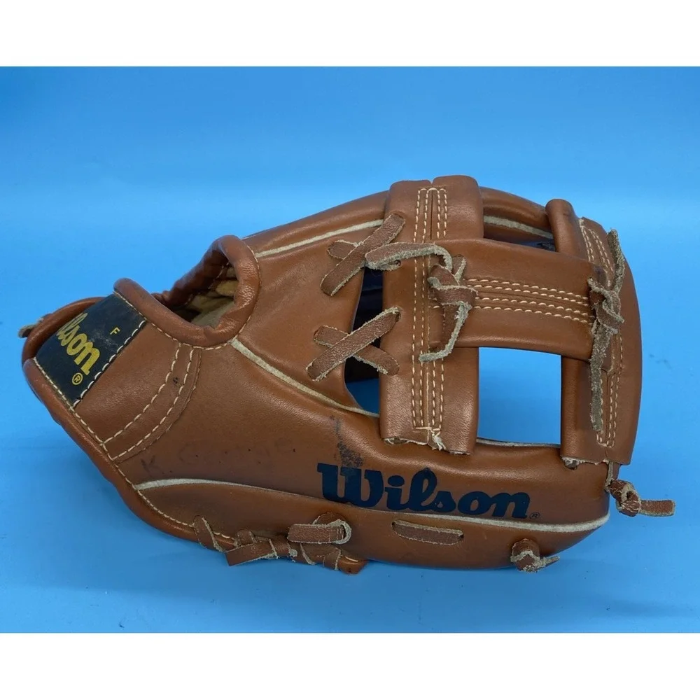 Vintage Wilson Mini-Pro A2190 Youth T-Ball Baseball Glove RHT Brown Leather 8.5
